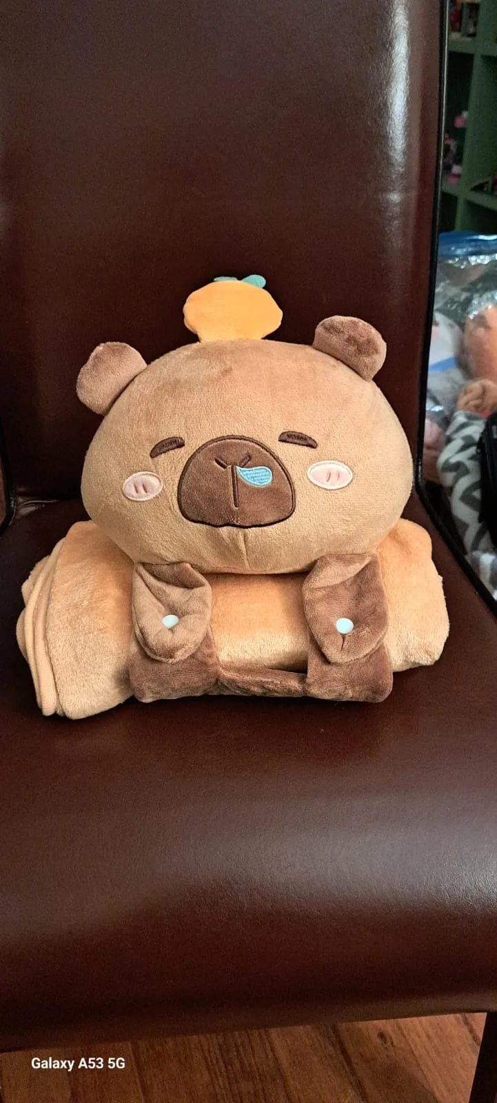 Capybara knuffel deken - Afbeelding 4